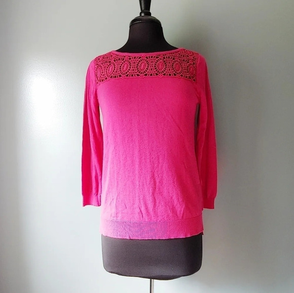 *NWT* Loft Sweater with Crochet Neckline - Picture 1 of 6